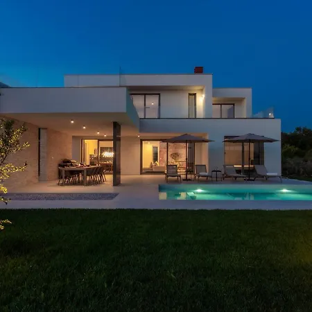 Holiday home Stunning In With Wifi Bale