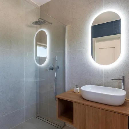 Stunning In With Wifi Holiday home Bale