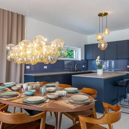 Holiday home Stunning In With Wifi *